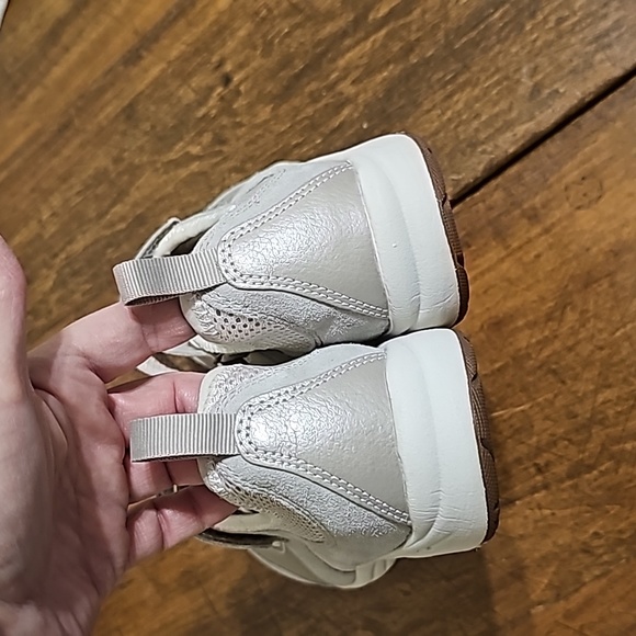 Easy Spirit Estallyup Sneakers - Picture 5 of 13